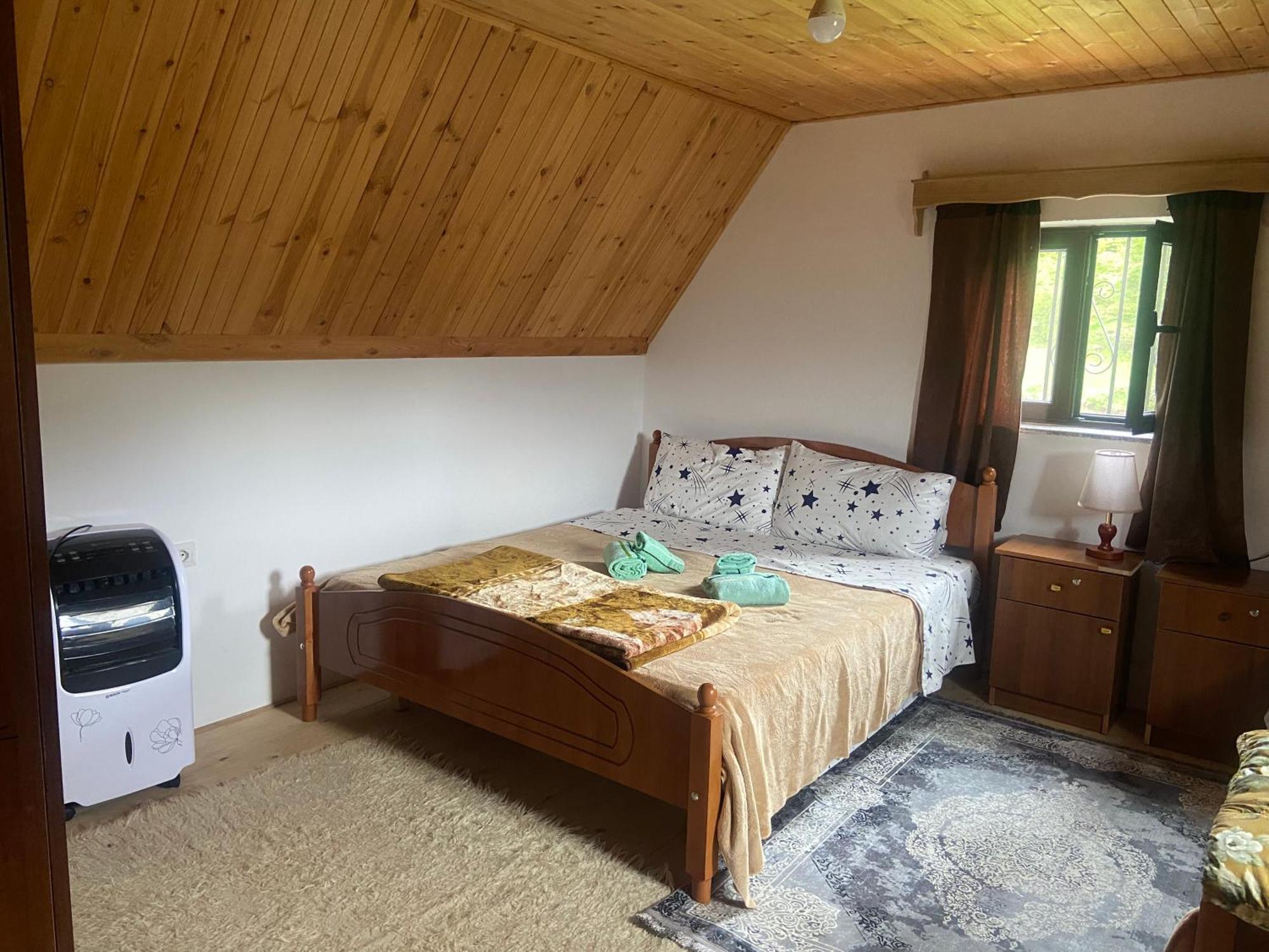 טת Guesthouse Freskia מראה חיצוני תמונה